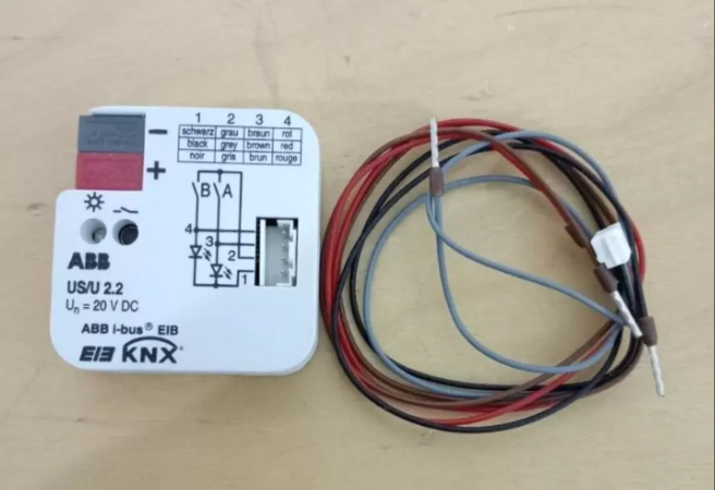 ABB GH Q631 0074 R0111 US/U 2.2 UNIVERSAL INTERFACE