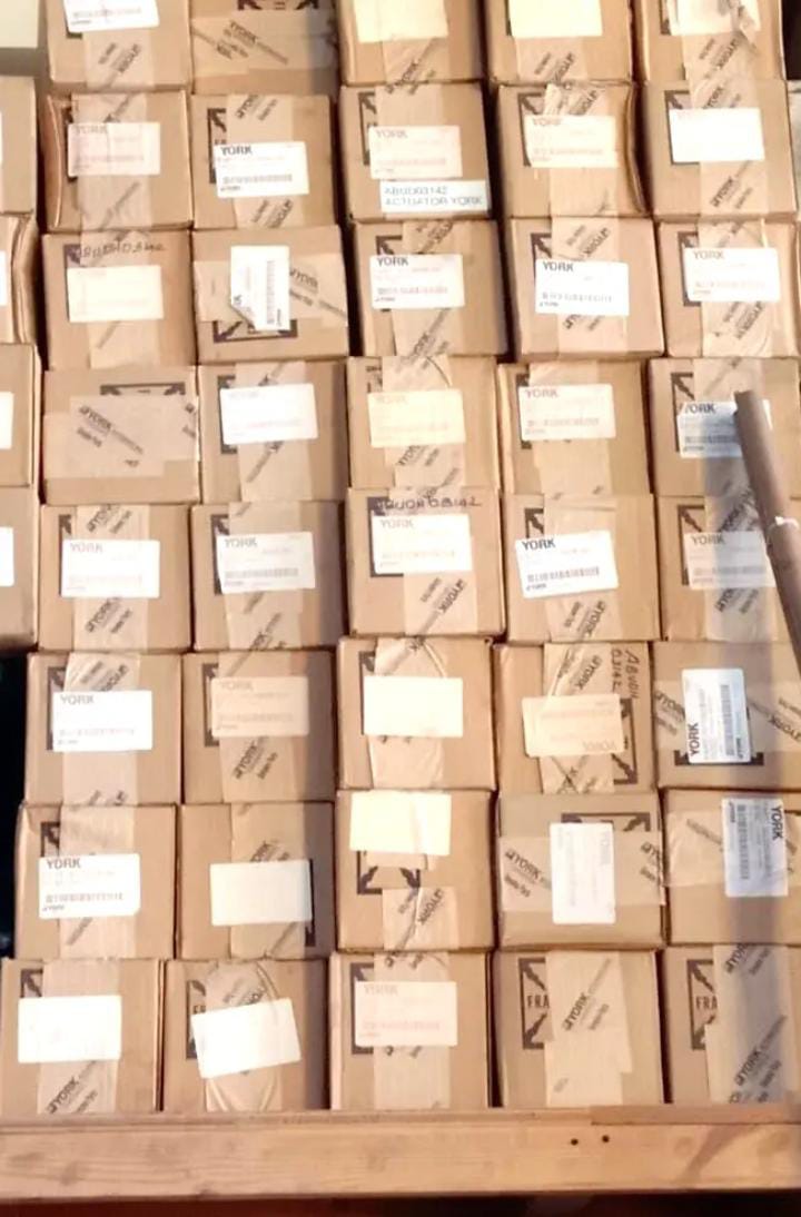 YORK ML6144A1015
Manufactured by YORK YORK GENUINE PARTS