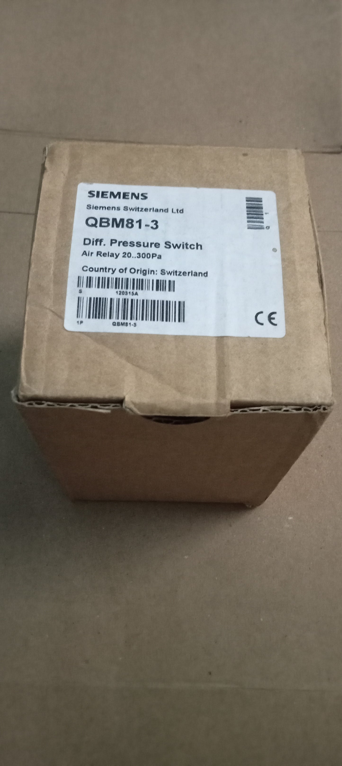SEIMENS QBM81-3 Diff. Pressure Sensor Air DC 0 10V 1000Pa