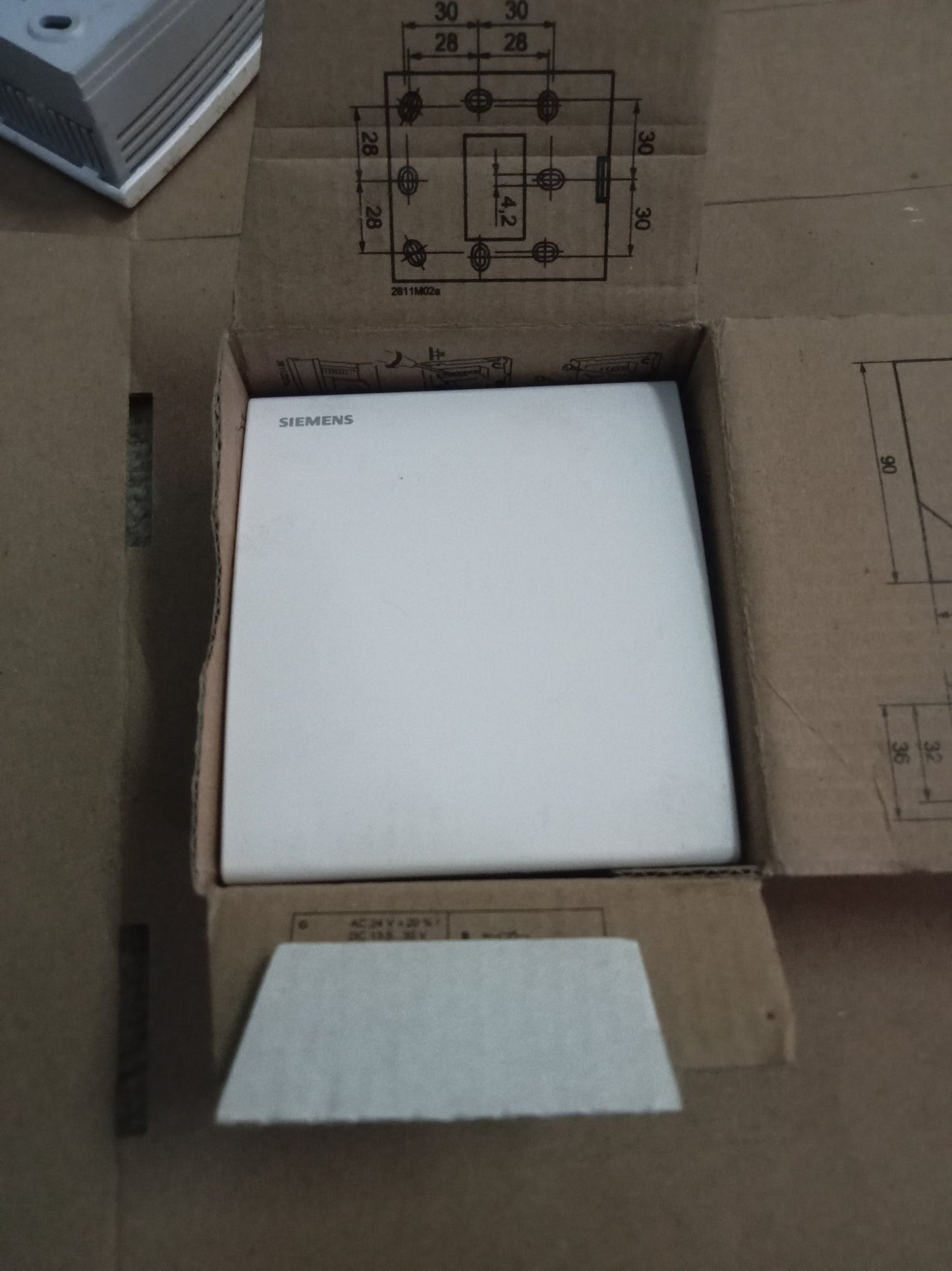 Siemens Room Temperature Sensor QAA 2071