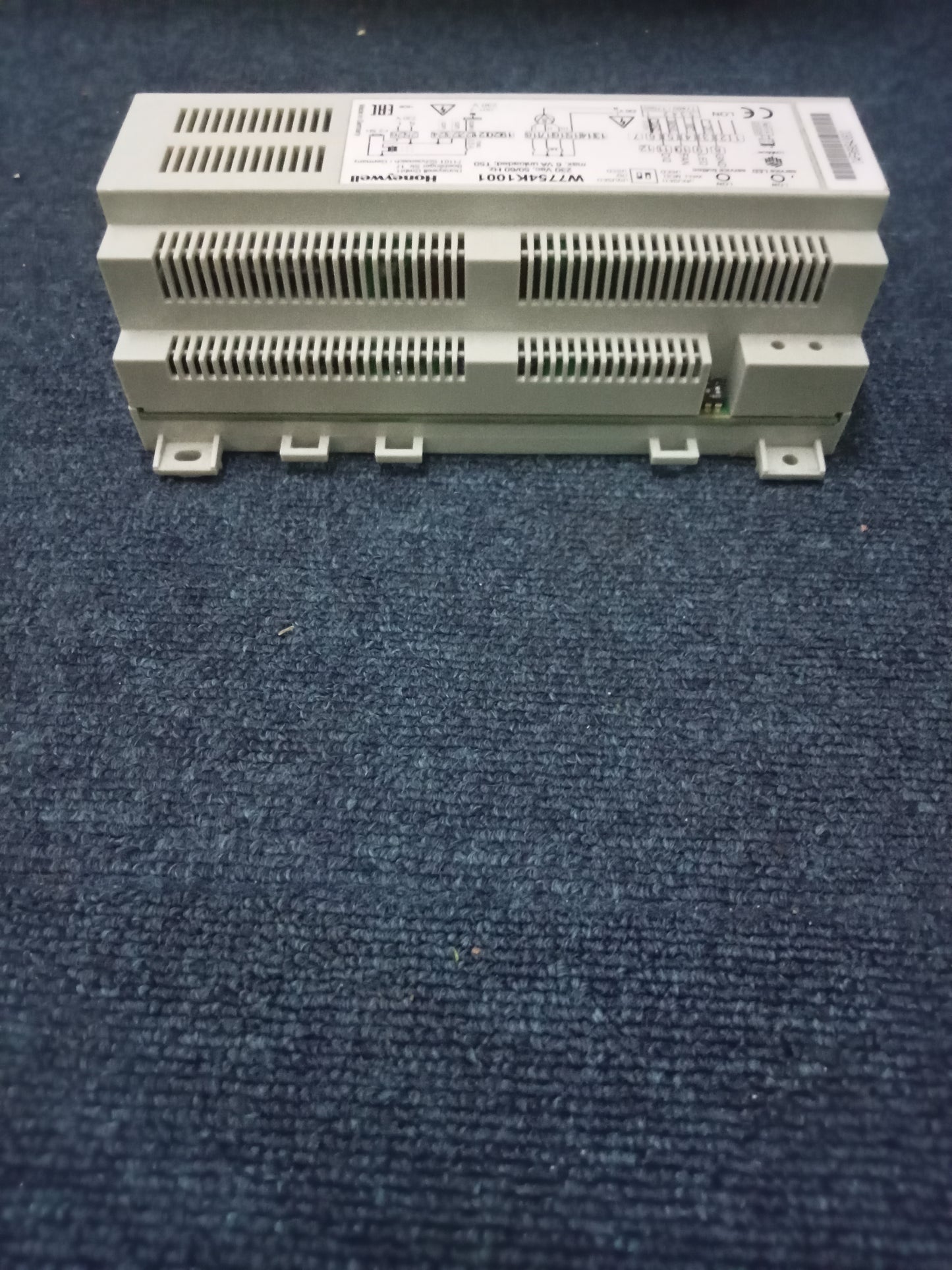 Honeywell W7754K1001 FAN COIL CONTROLLER