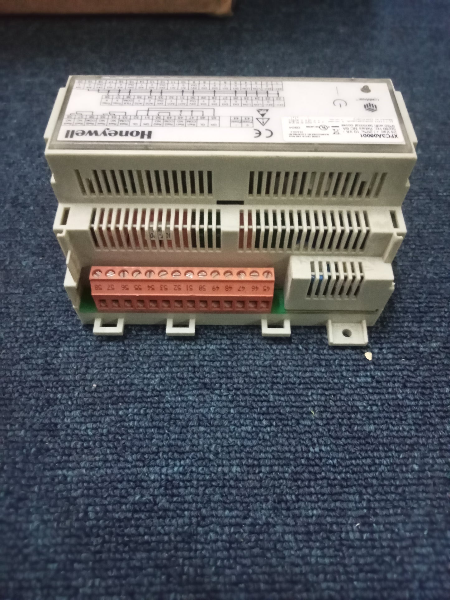 Honeywell XFC3A06001 SMART MODULE Lonmark 24 Vac 50/60 Hz IP30 Tested Working