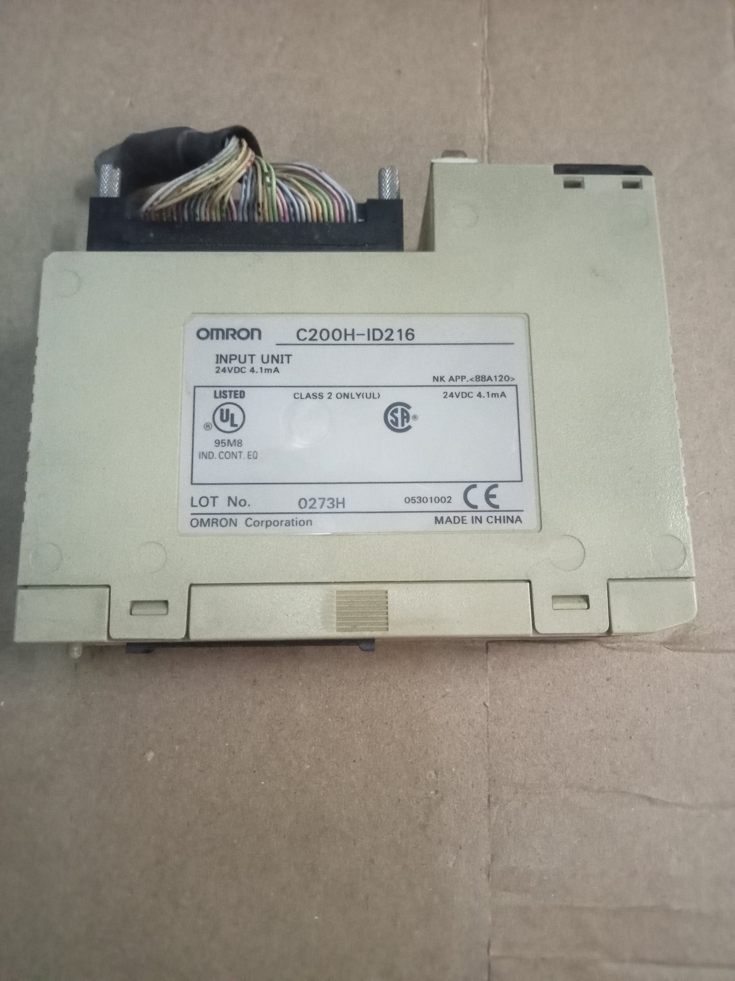 OMRON C200H-ID216 input unit 24VDC4.1mA