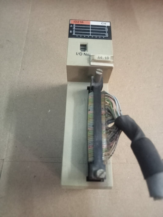 OMRON C200H-ID216 input unit 24VDC4.1mA