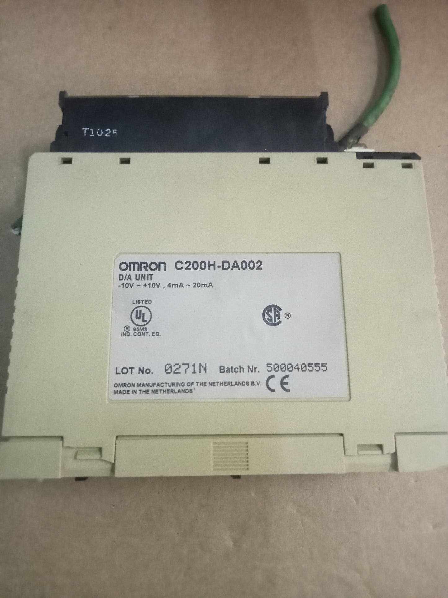 OMRON C200H-DA002 C200HDA002 DA002