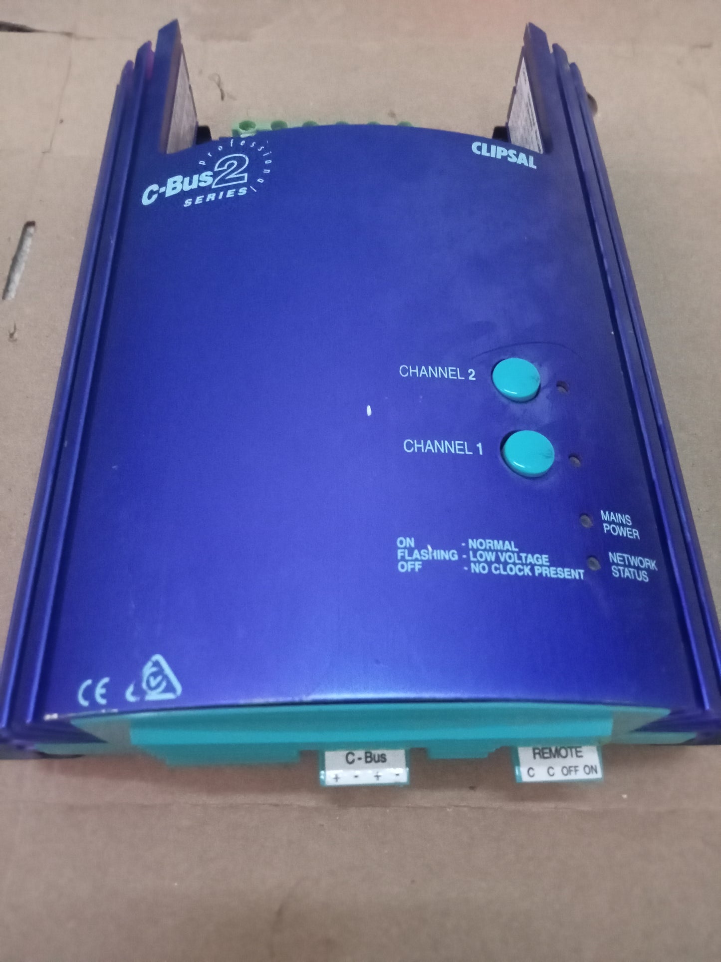 CLIPSAL C-BUS SERIES L5102D10 CHANNEL DIMMER MODULE WITHOUT COVER