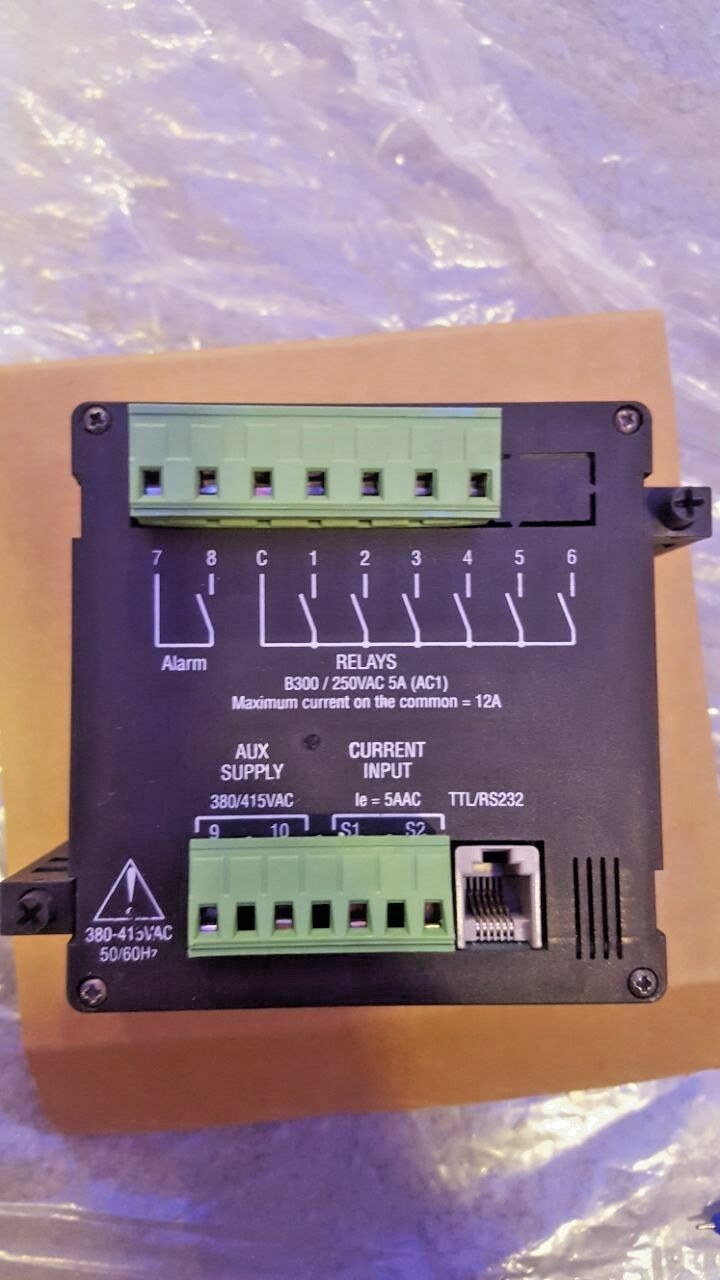 Lovato DCRK 5 Digital Power Factor Controller