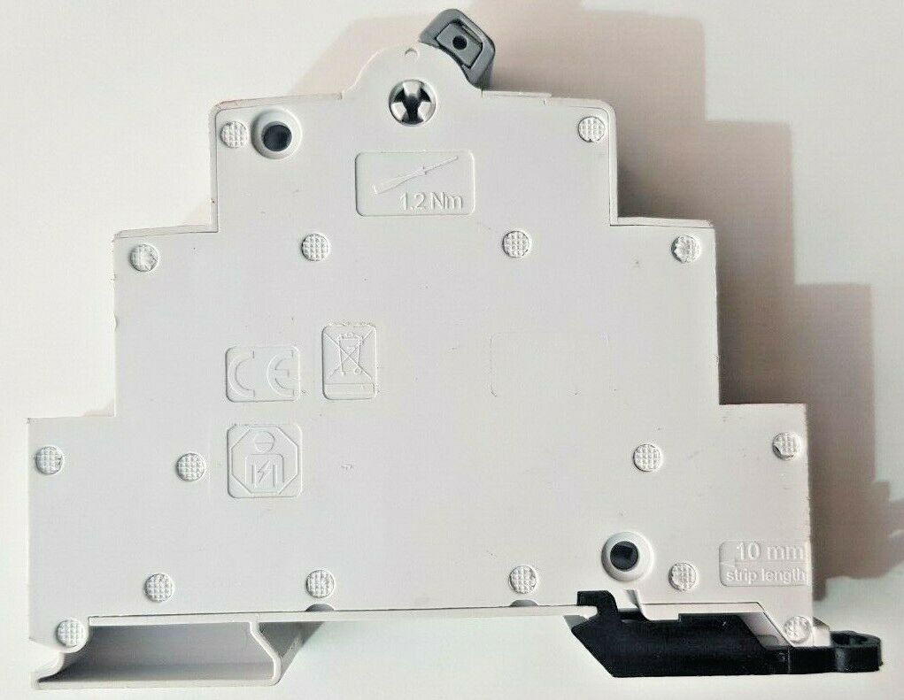 ABB E218-16-22    16AX 250V (Lot of 10 Pieces)