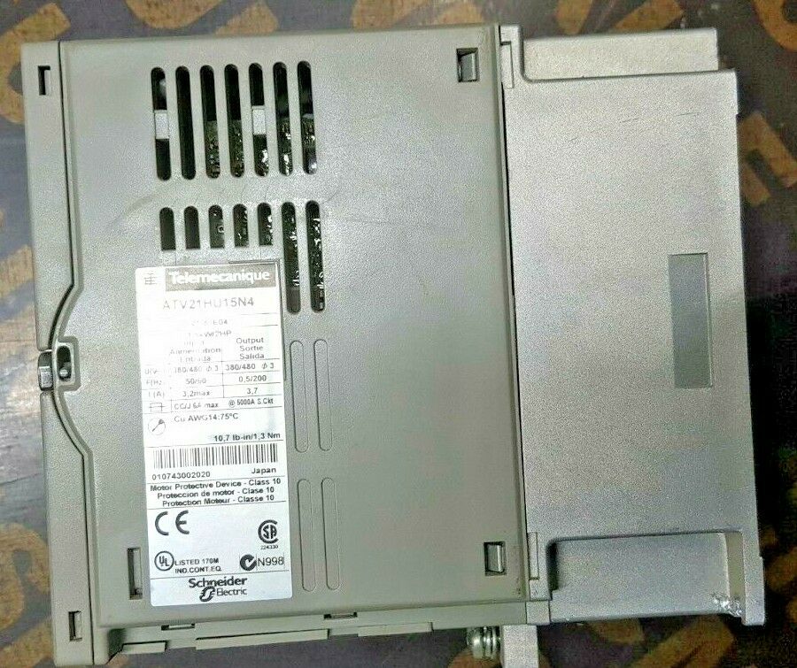 Schneider/Telemecanique ATV21HU15N4